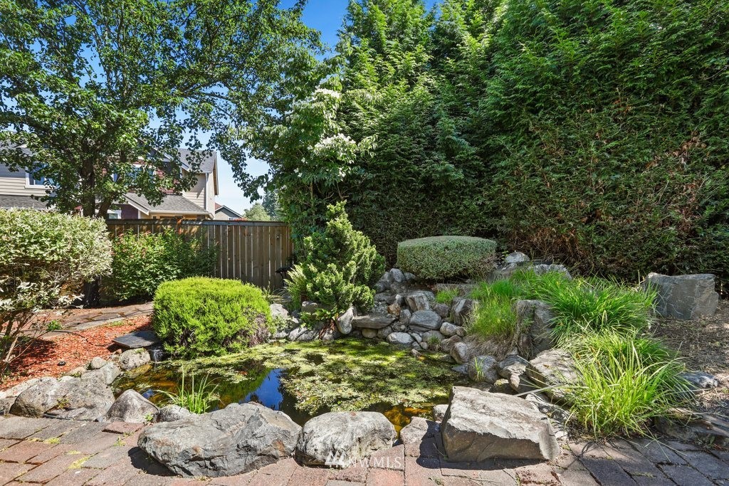 21819 44th Drive Southeast Bothell, WA 98021 - Photo 37 of 40