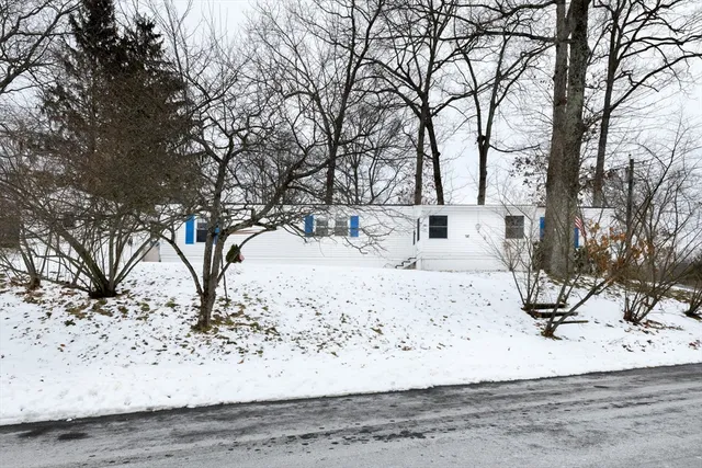 $119,000 | 12 Presidential Circle, West Brookfield, MA 01585