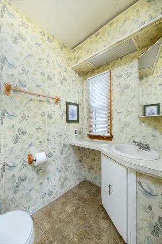 $119,000 | 12 Presidential Circle, West Brookfield, MA 01585