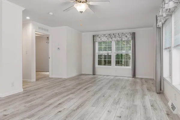 $349,900 | 3 Alison Circle, Hampton, NH 03842