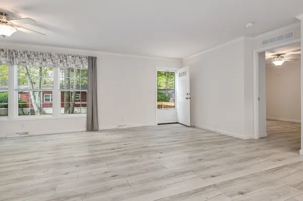 $349,900 | 3 Alison Circle, Hampton, NH 03842