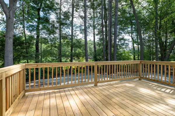 $349,900 | 3 Alison Circle, Hampton, NH 03842