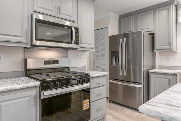 $349,900 | 3 Alison Circle, Hampton, NH 03842