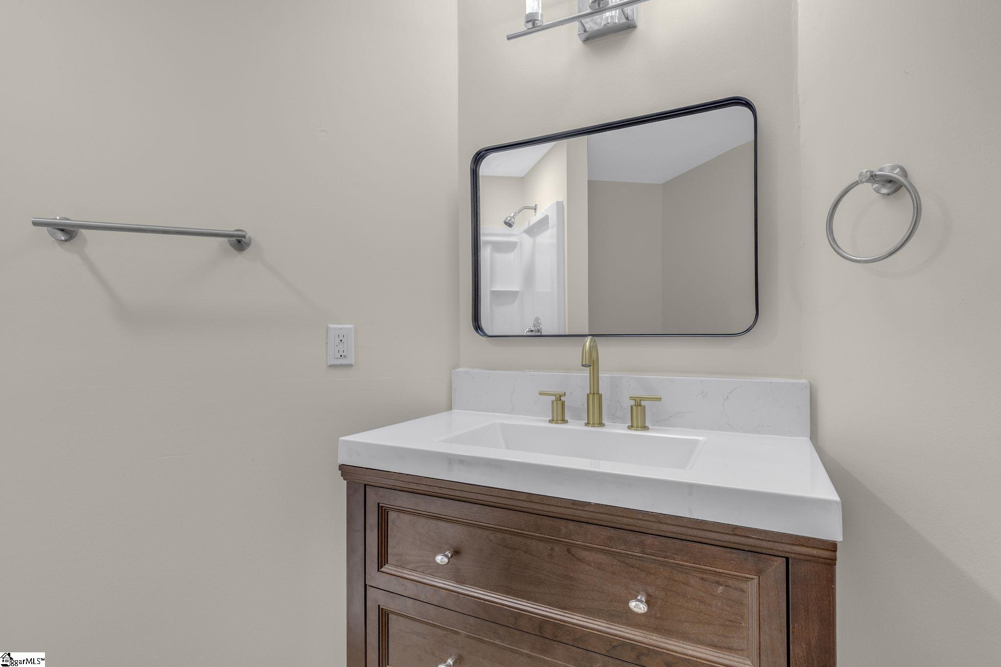 9 Hampton Street Ware Shoals, SC 29692 - Photo 16 of 38