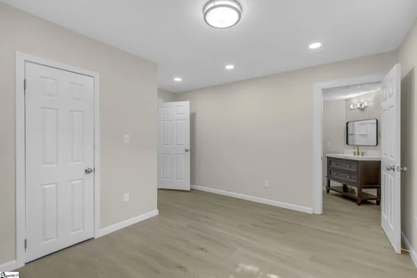 $244,900 | 9 Hampton Street, Ware Shoals, SC 29692