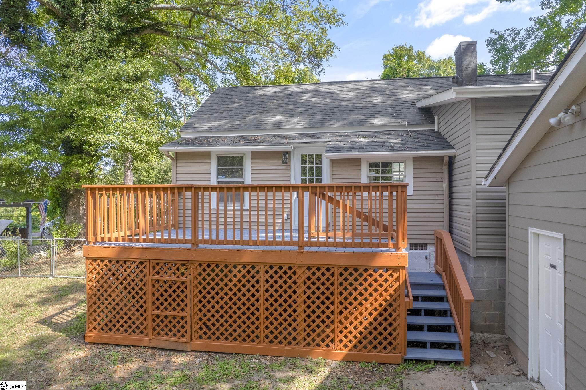 9 Hampton Street Ware Shoals, SC 29692 - Photo 27 of 38