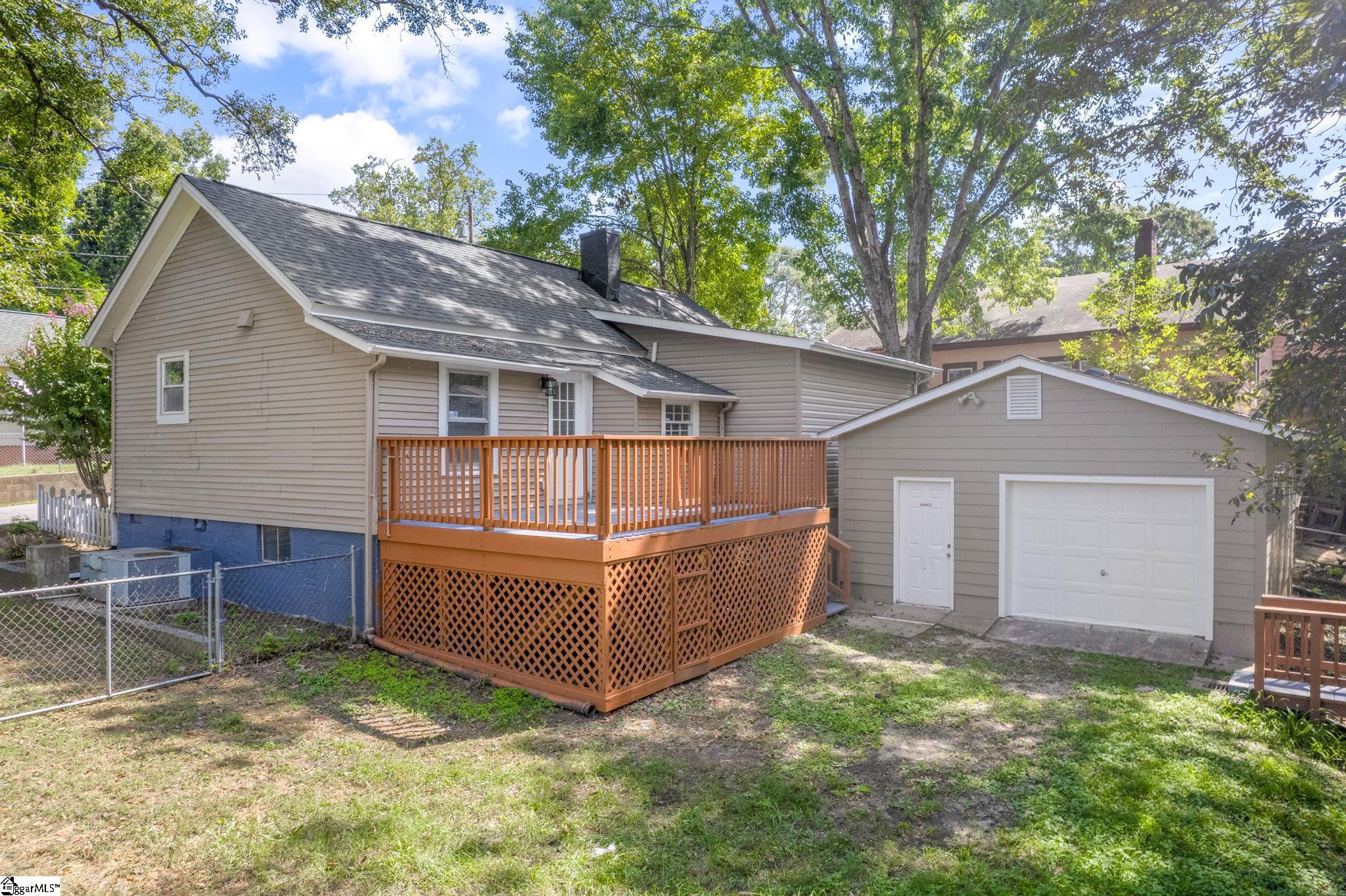 9 Hampton Street Ware Shoals, SC 29692 - Photo 29 of 38
