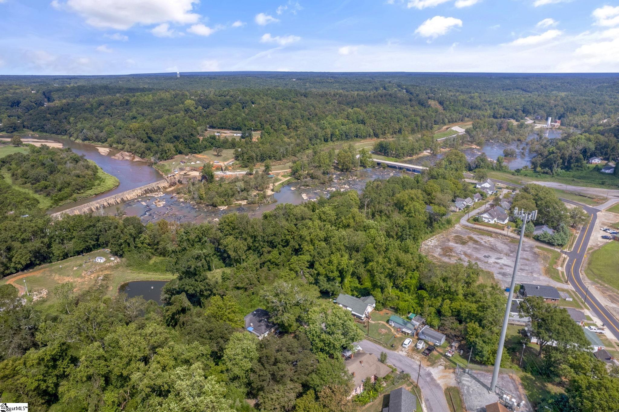 9 Hampton Street Ware Shoals, SC 29692 - Photo 36 of 38