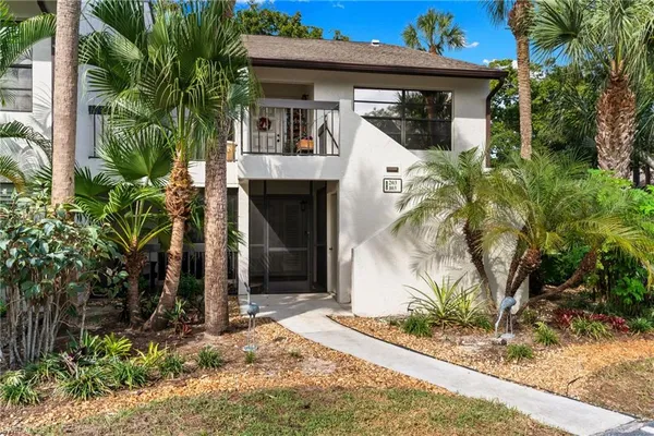 $300,000 | 1818 Kings Lake Boulevard, Unit 103, Naples, FL 34112