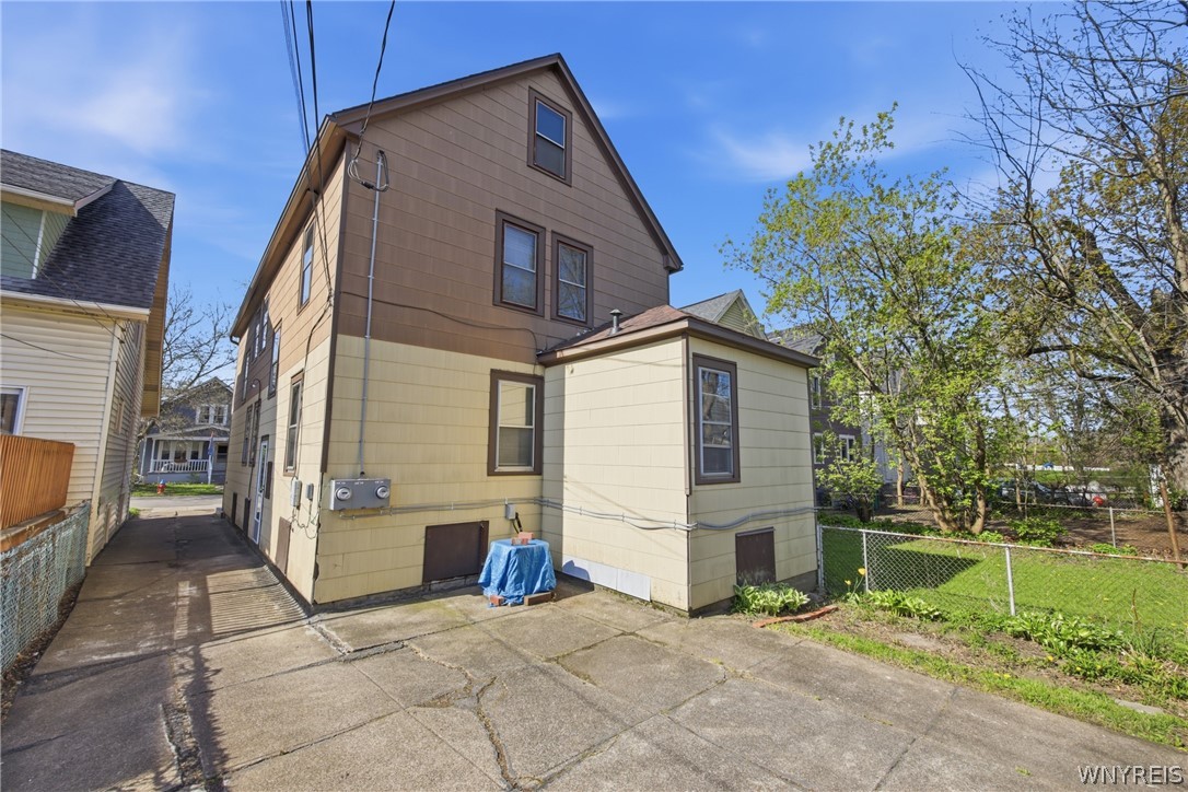 95 Custer Street Buffalo, NY 14214 - Photo 38 of 43