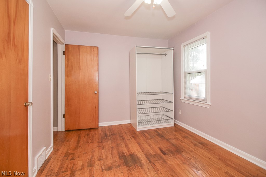 2412 Keystone Road Cleveland, OH 44134 - Photo 18 of 35