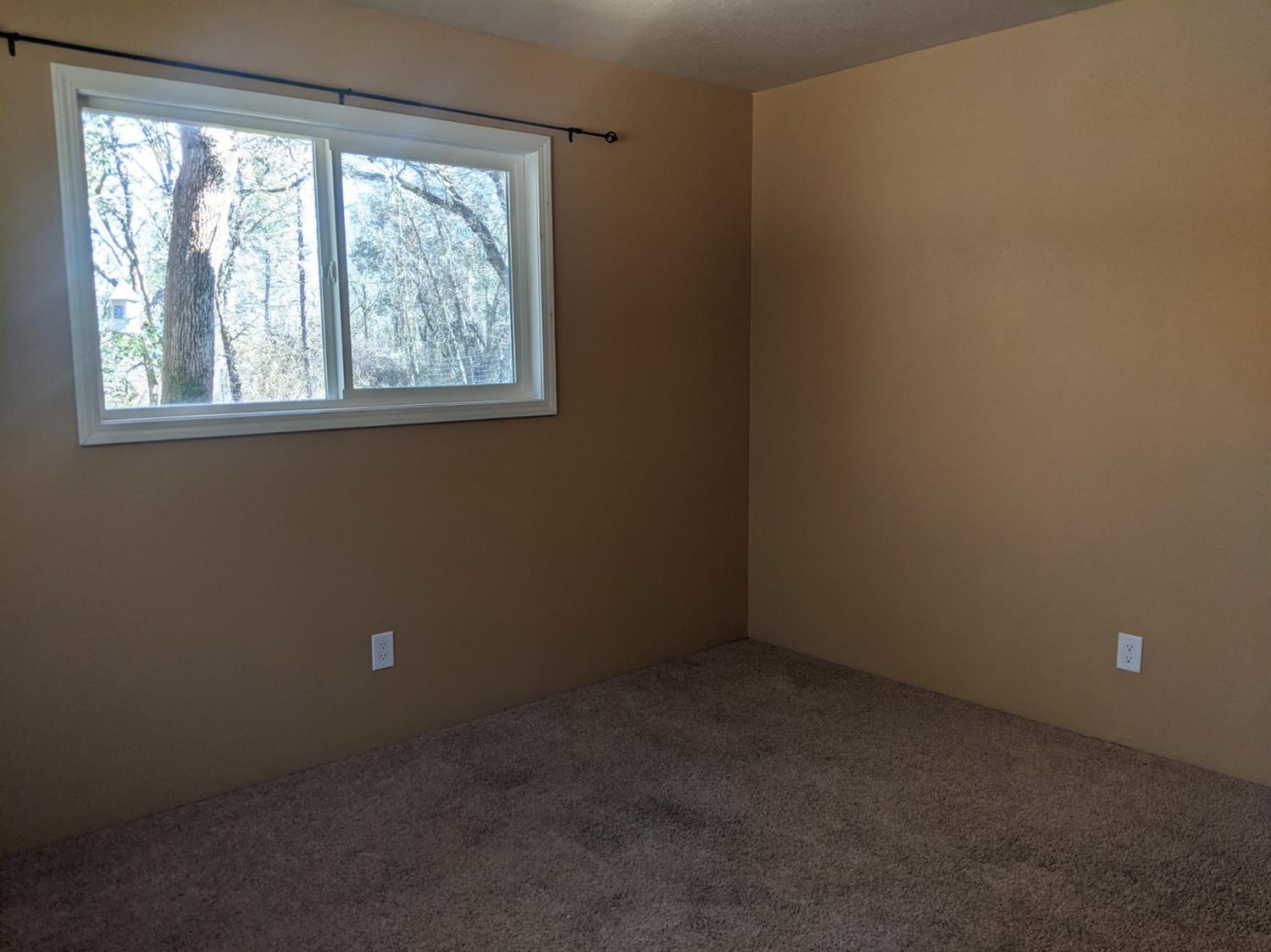 4802 Old Stage Road Central Point, OR 97502 - Photo 10 of 24 Additional Photo