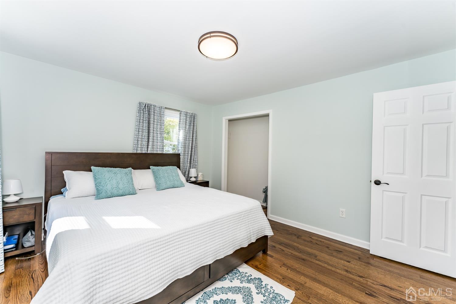 949 Yorke Road North Brunswick, NJ 08902 - Photo 16 of 26 Gallery Image 16
