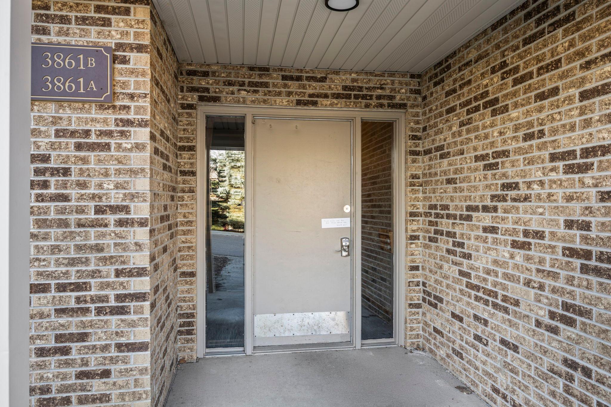 3861 Gold Point, Unit B Eagan, MN 55122 - Photo 19 of 47