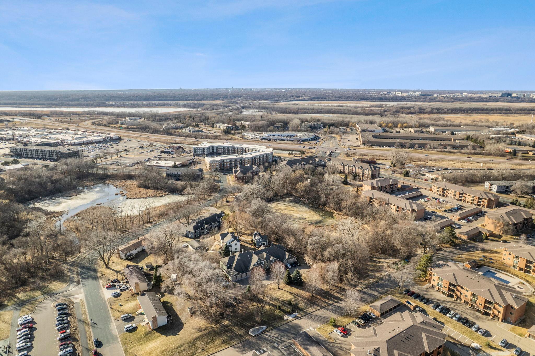 3861 Gold Point, Unit B Eagan, MN 55122 - Photo 4 of 47