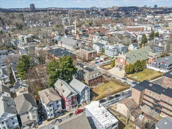 $3,200 | 14 Haverford Street, Unit 1, Boston, MA 02130