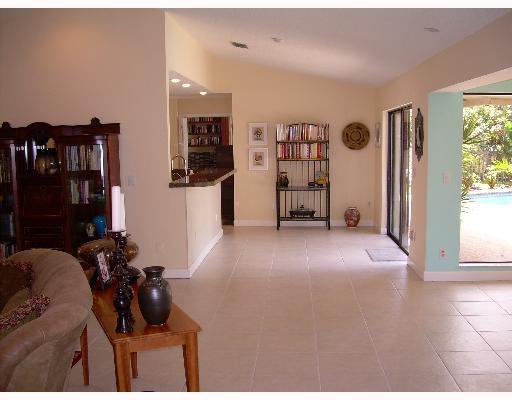 2375 Timbercreek Circle Northwest Boca Raton, FL 33431 - Photo 5 of 15 Additional Photo