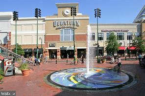 2242 Washington Avenue, Unit W303 Silver Spring, MD 20910 - Photo 27 of 37 a view of a building with sitting area