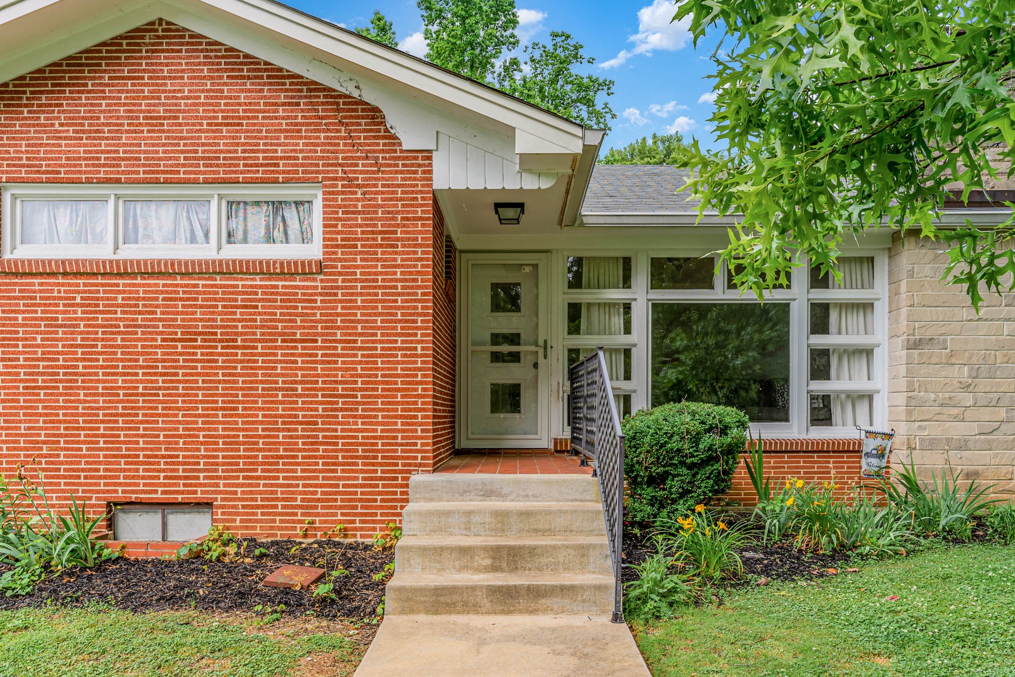 1200 Graymere Manor Road Columbia, TN 38401 - Photo 2 of 35 Gallery Image 2