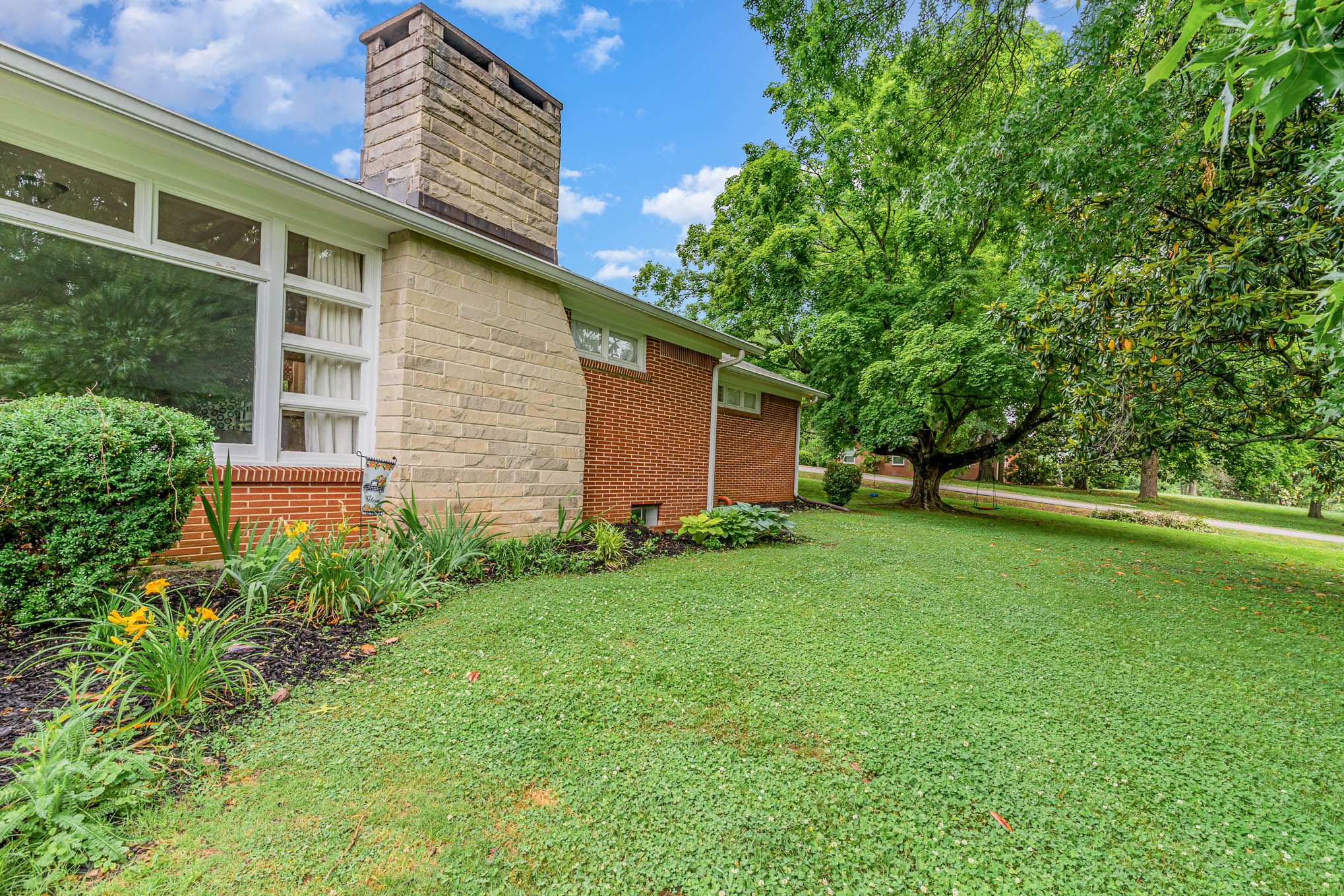 1200 Graymere Manor Road Columbia, TN 38401 - Photo 4 of 35 Gallery Image 4