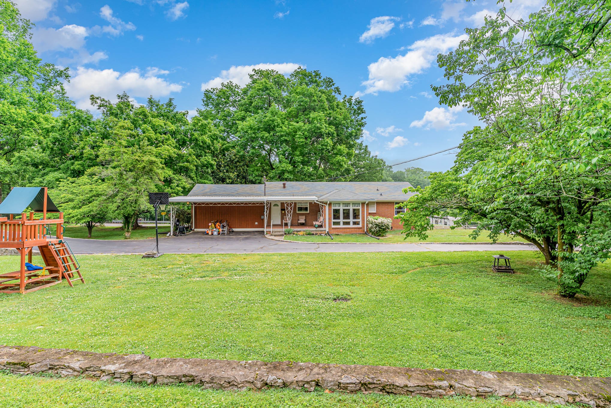 1200 Graymere Manor Road Columbia, TN 38401 - Photo 7 of 35 Gallery Image 7