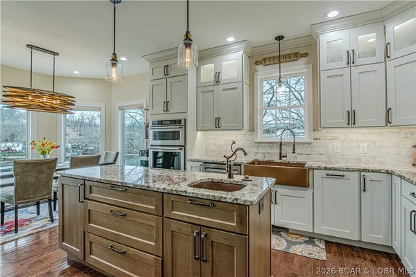 $1,749,000 | 353 Wedge Wood Drive, Camdenton, MO 65020