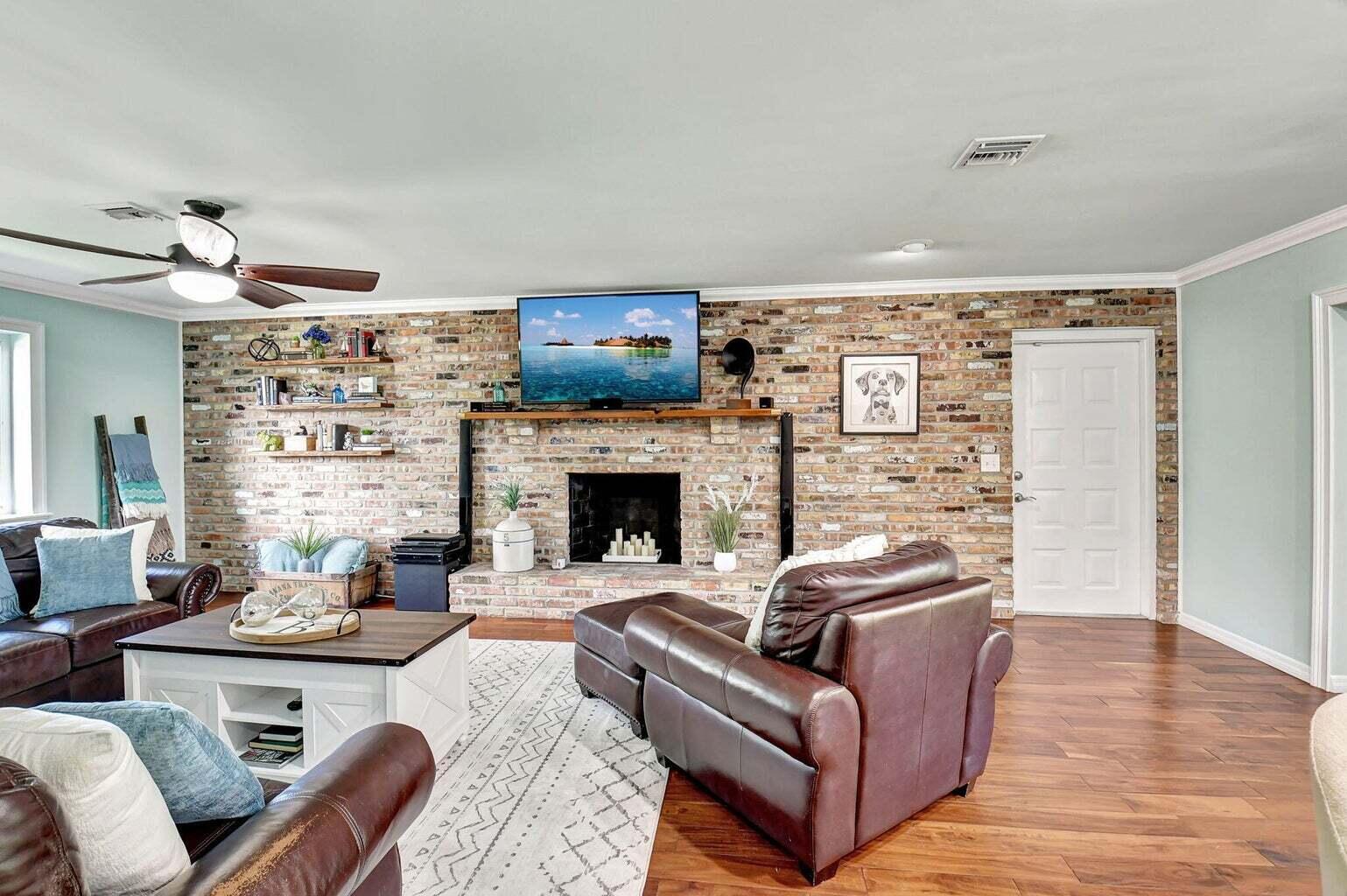 827 S Road Boynton Beach, FL 33435 - Photo 14 of 52 Family Room
