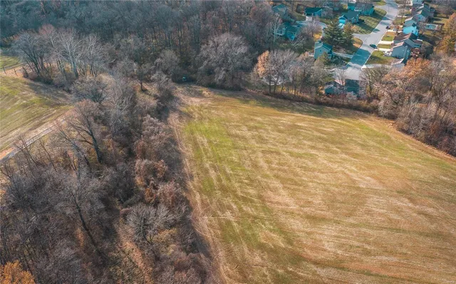 $2,000,000 | 6480 Green Acres Road, Glen Carbon, IL 62034