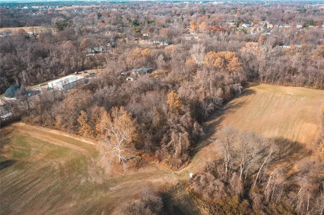 $2,000,000 | 6480 Green Acres Road, Glen Carbon, IL 62034