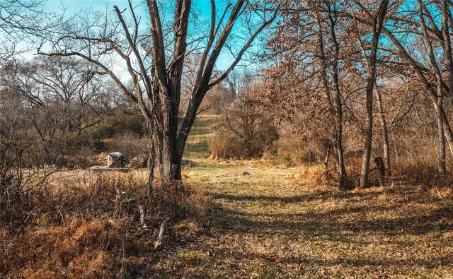 $2,000,000 | 6480 Green Acres Road, Glen Carbon, IL 62034