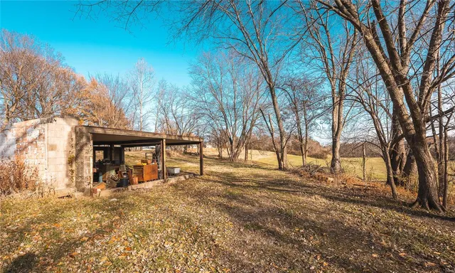 $2,000,000 | 6480 Green Acres Road, Glen Carbon, IL 62034