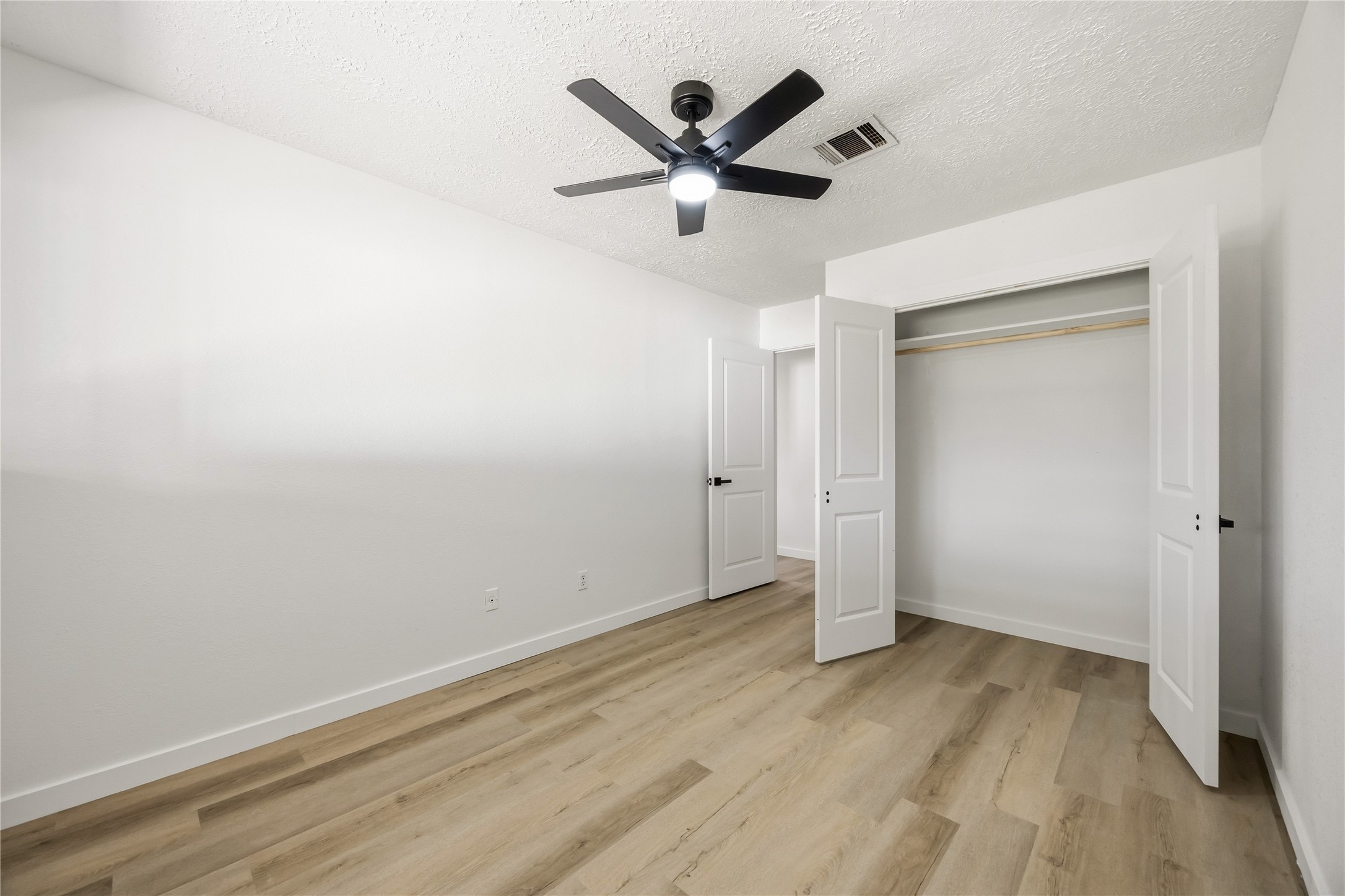 23222 Earlmist Drive Spring, TX 77373 - Photo 18 of 28 Bedroom 2