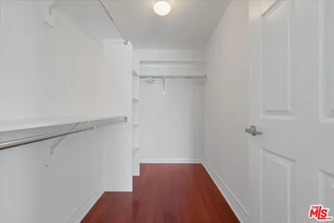 $1,299,000 | 107 North Swall Drive, Unit 303, Los Angeles, CA 90048