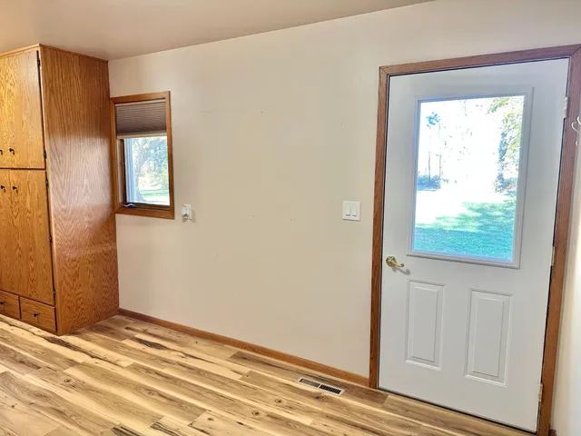 $319,900 | 15742 675th Avenue, Alden, MN 56009