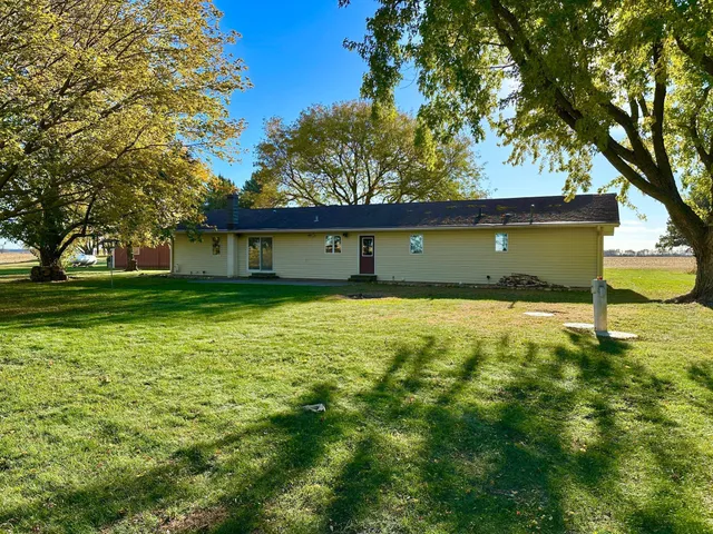 $319,900 | 15742 675th Avenue, Alden, MN 56009