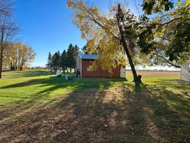 $319,900 | 15742 675th Avenue, Alden, MN 56009