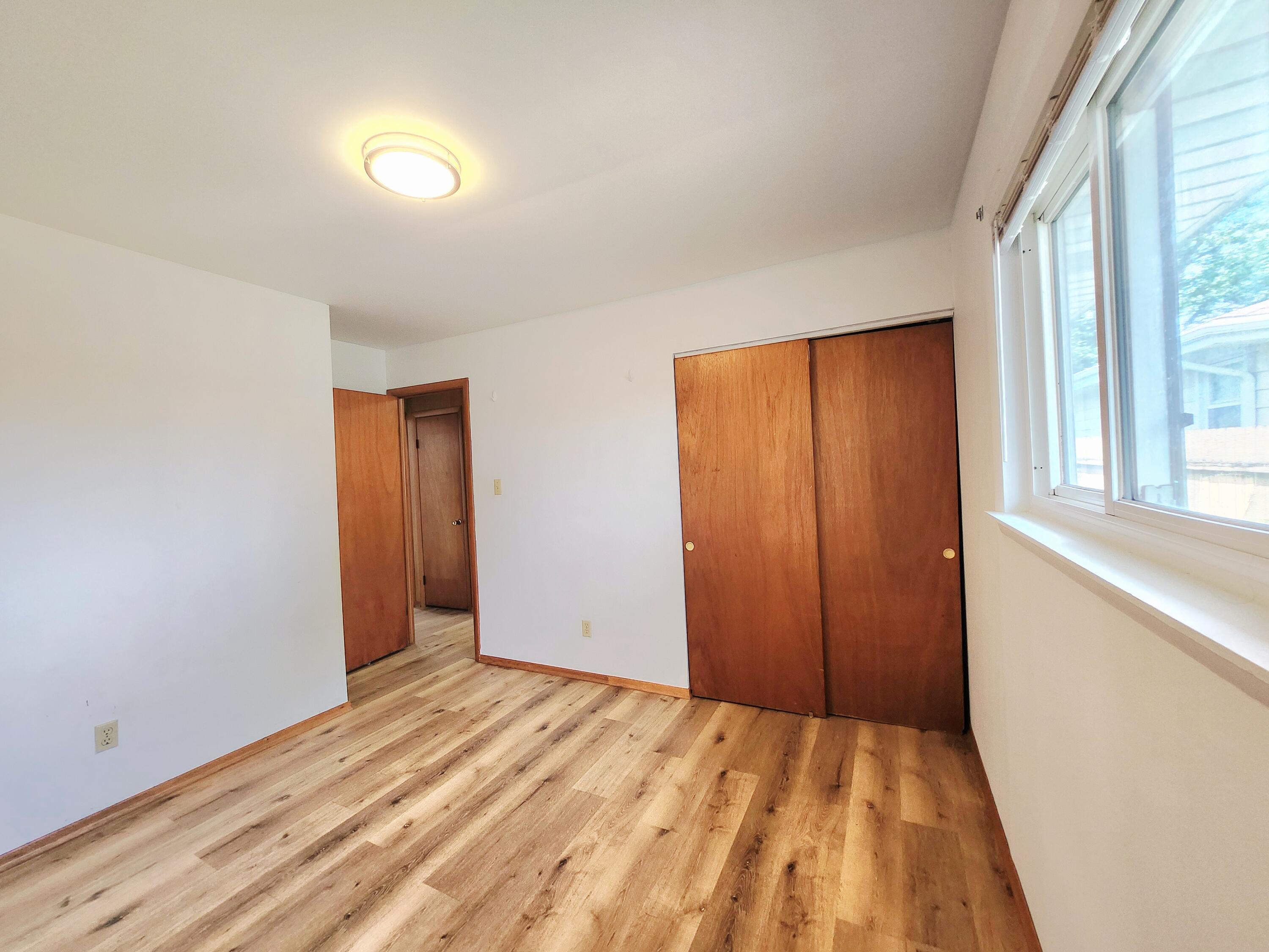 9409 5th Street Highland, IN 46322 - Photo 21 of 37 3000x2250