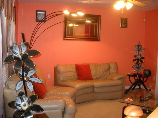 157 Cloran Street Springfield, MA 01109 - Photo 3 of 15 a living room with furniture and a lamp