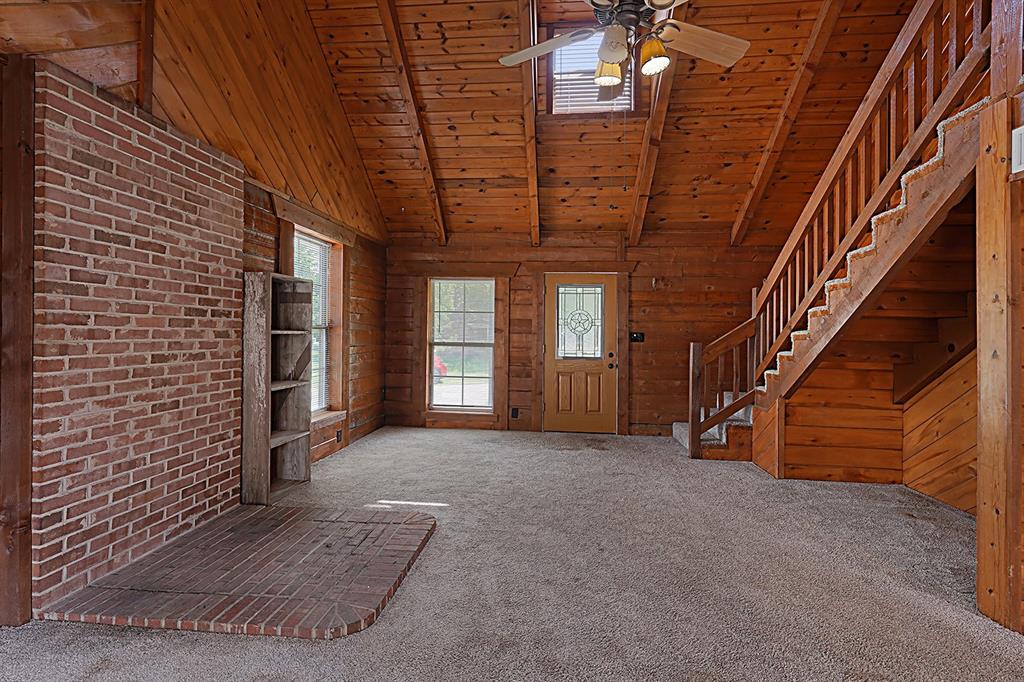 371 Spring Street Forestburg, TX 76239 - Photo 7 of 38 a view of entryway with brick walls
