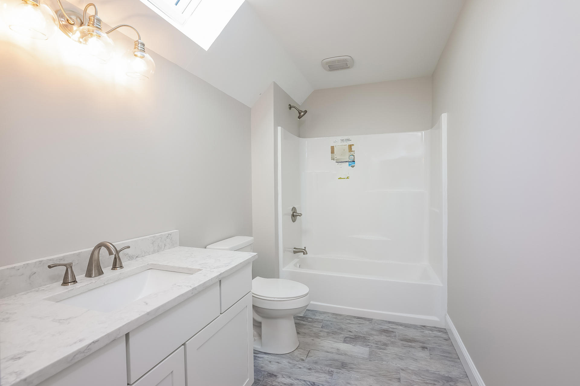 73 Oak Ridge Road Kennebunkport, ME 04046 - Photo 15 of 28 017-photo--6591829