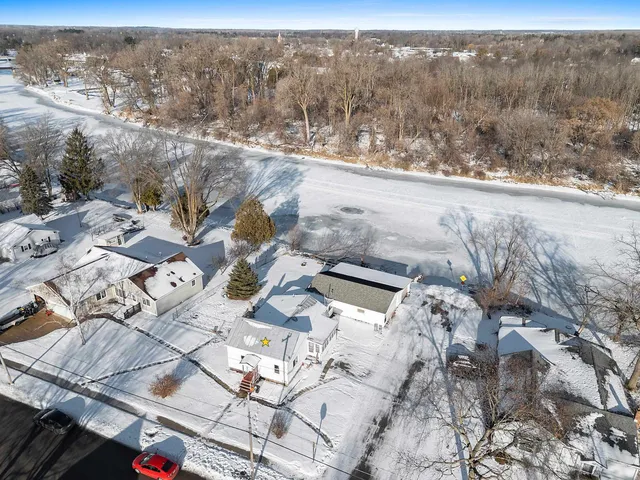$229,000 | 302 McDonald Street, Oconto, WI 54153