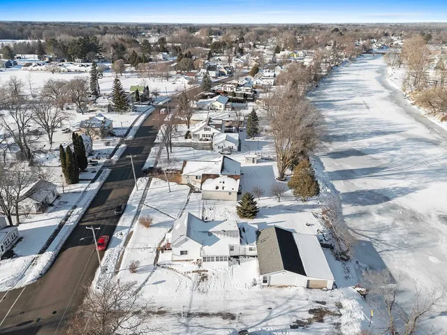 $229,000 | 302 McDonald Street, Oconto, WI 54153