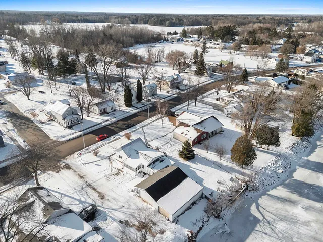 $229,000 | 302 McDonald Street, Oconto, WI 54153