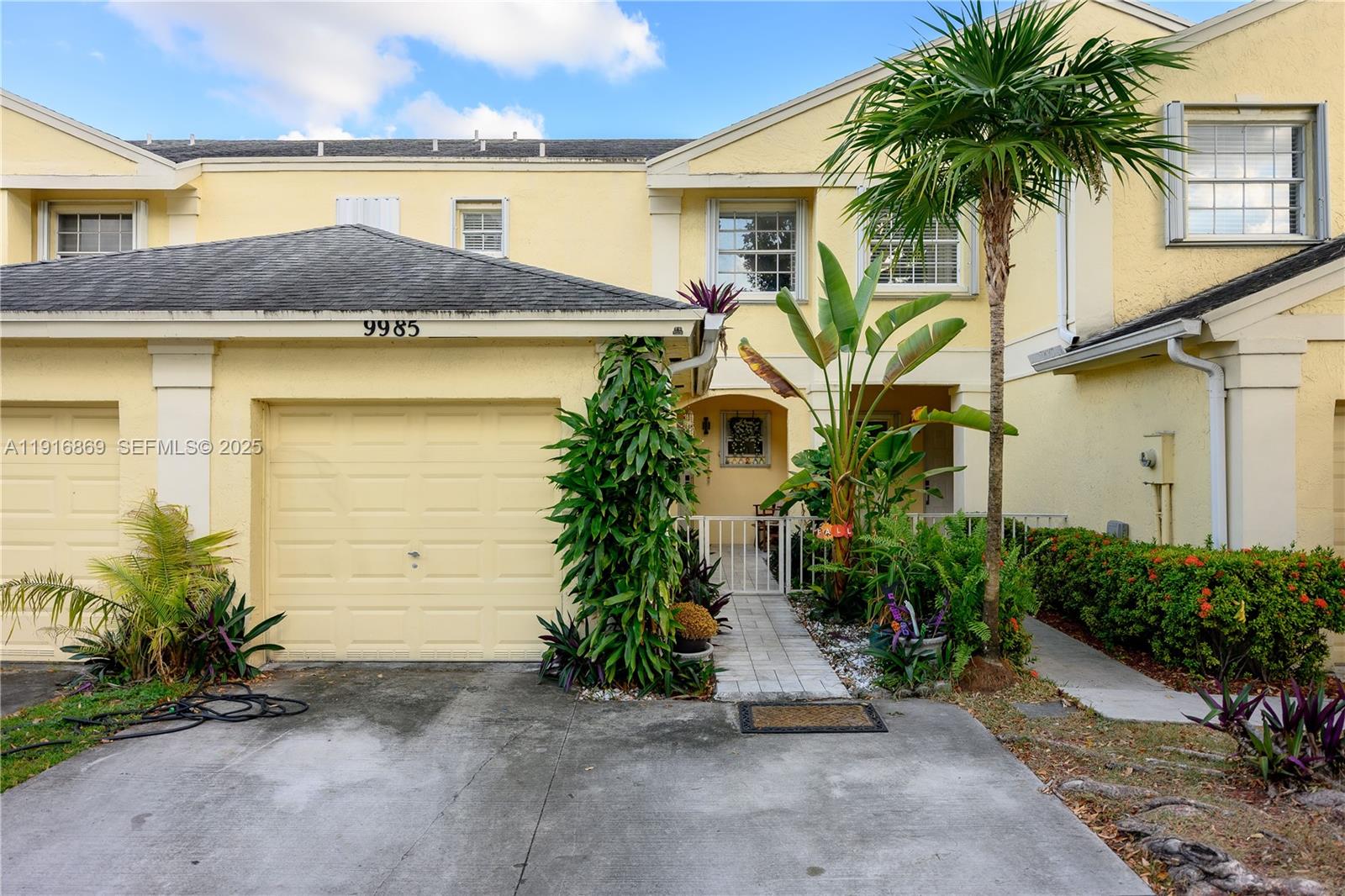 9985 Southwest 118th Place Miami, FL 33186 - Photo 5 of 30