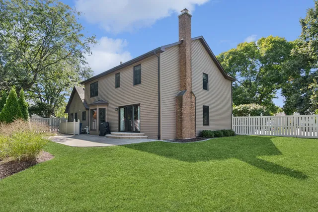 $750,000 | 2230 Keim Road, Naperville, IL 60565