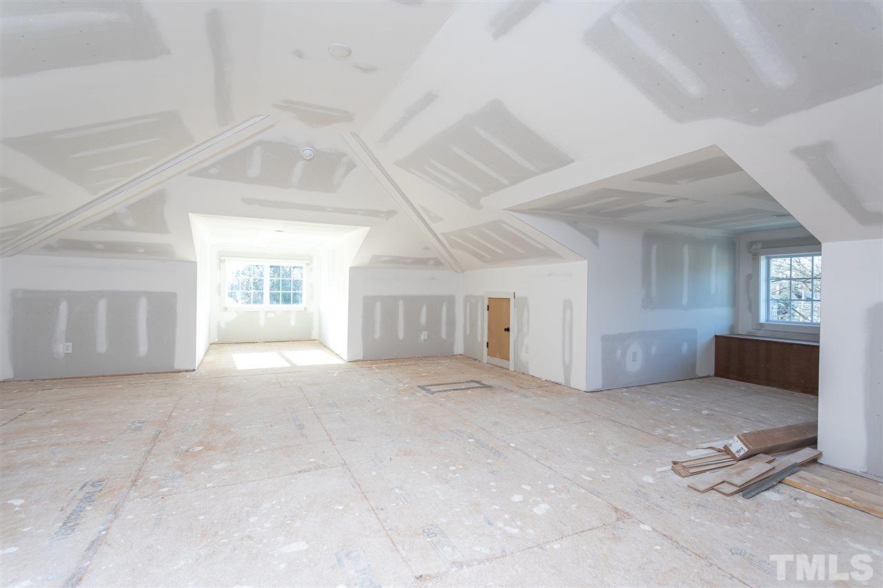 102 West Whitaker Mill Road Raleigh, NC 27608 - Photo 24 of 24