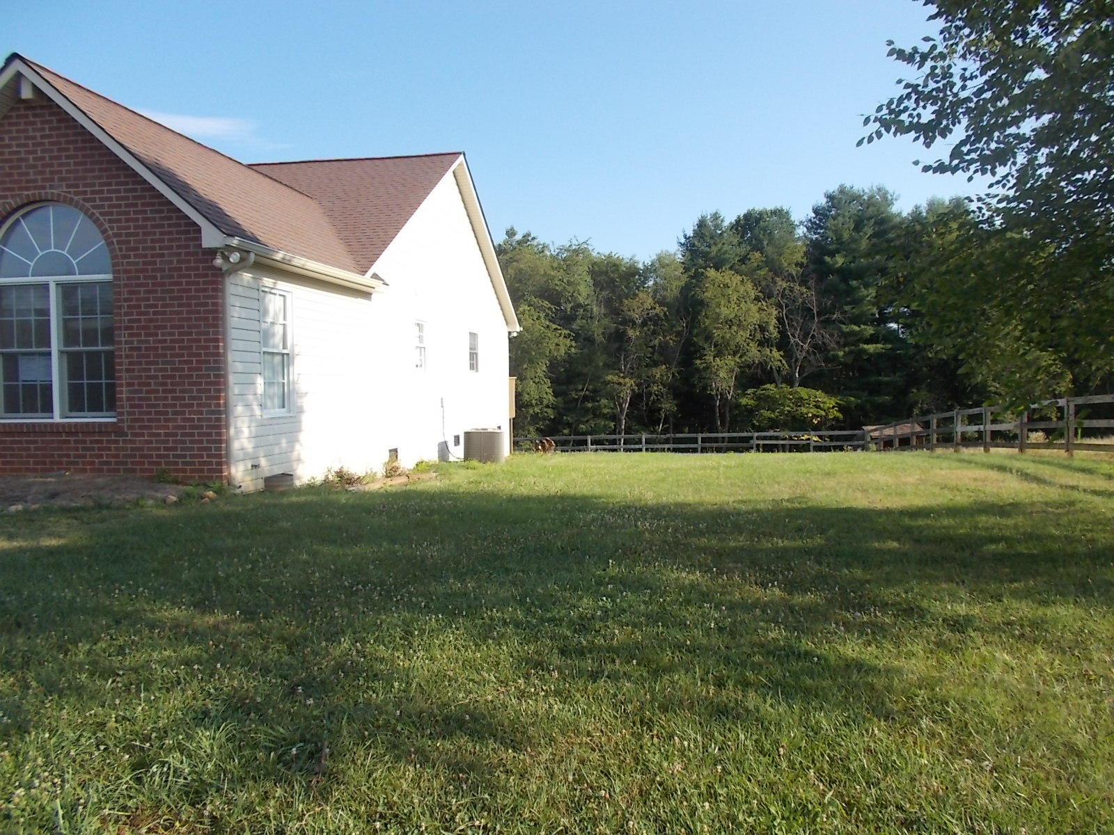 37 Rainbow Road Wirtz, VA 24184 - Photo 4 of 36 DSCN6001