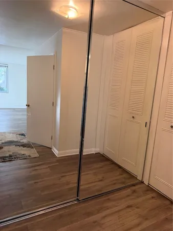 $3,200 | 5301 Balboa Boulevard, Unit D5, Encino, CA 91316