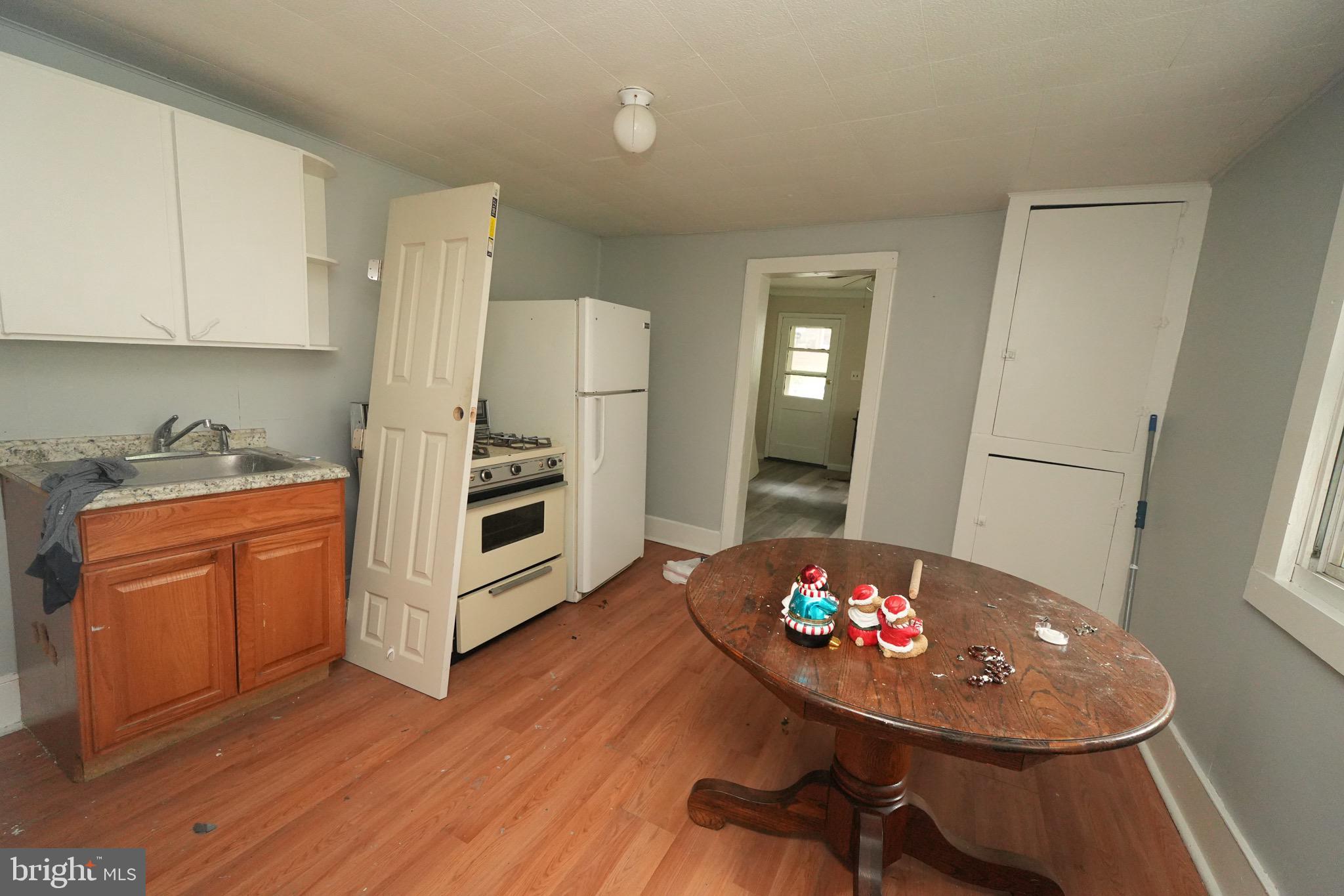 703 Baker Street Cumberland, MD 21502 - Photo 6 of 10