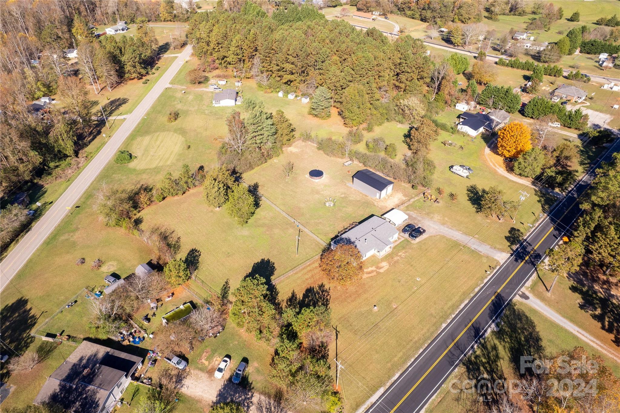 1813 Lincoln Road York, SC 29745 - Photo 29 of 39 Gallery Image 29